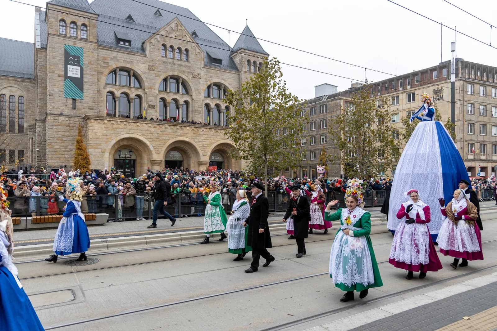 St Martin's Parade with traditional Bamberkas