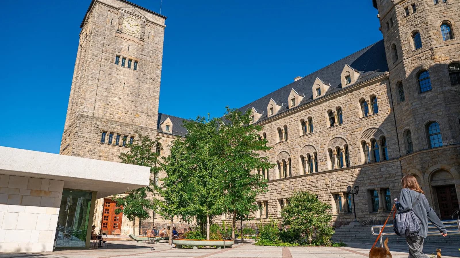 Poznań’s Zamek Courtyard Receives Accessibility Leader Award