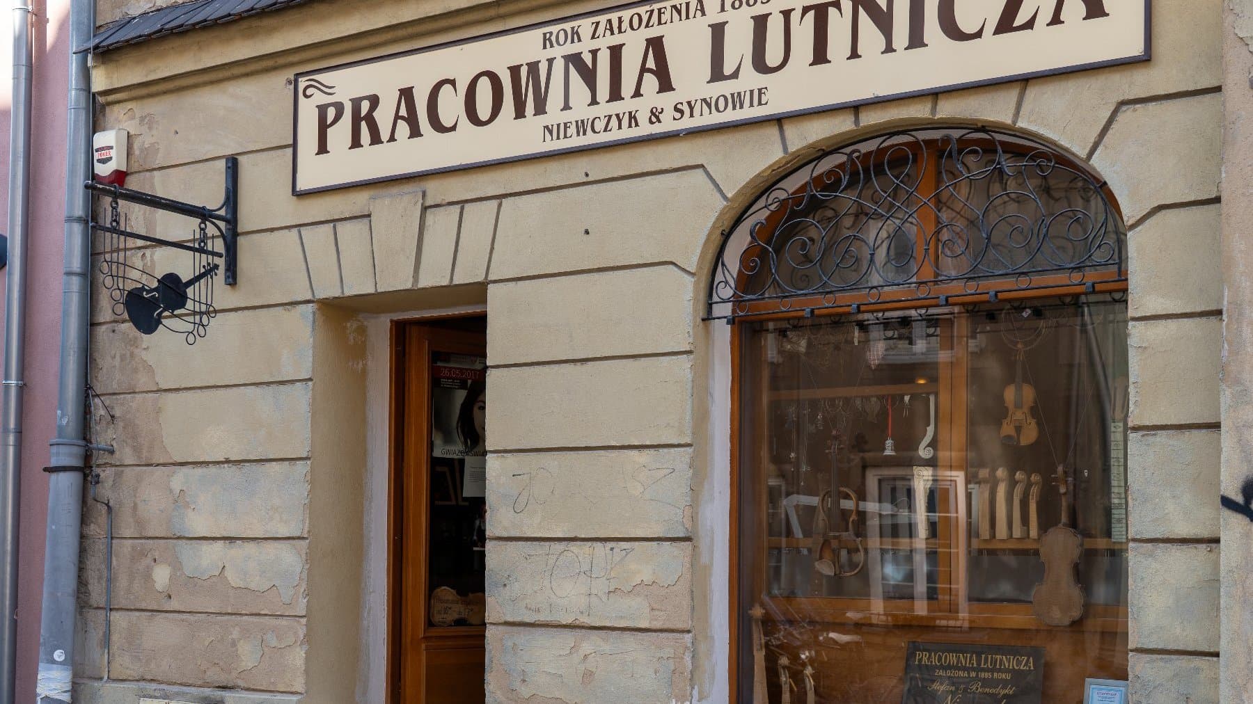 A Living Legacy: The Oldest Violin Workshop in Poland Celebrates 140 Years of Craftsmanship
