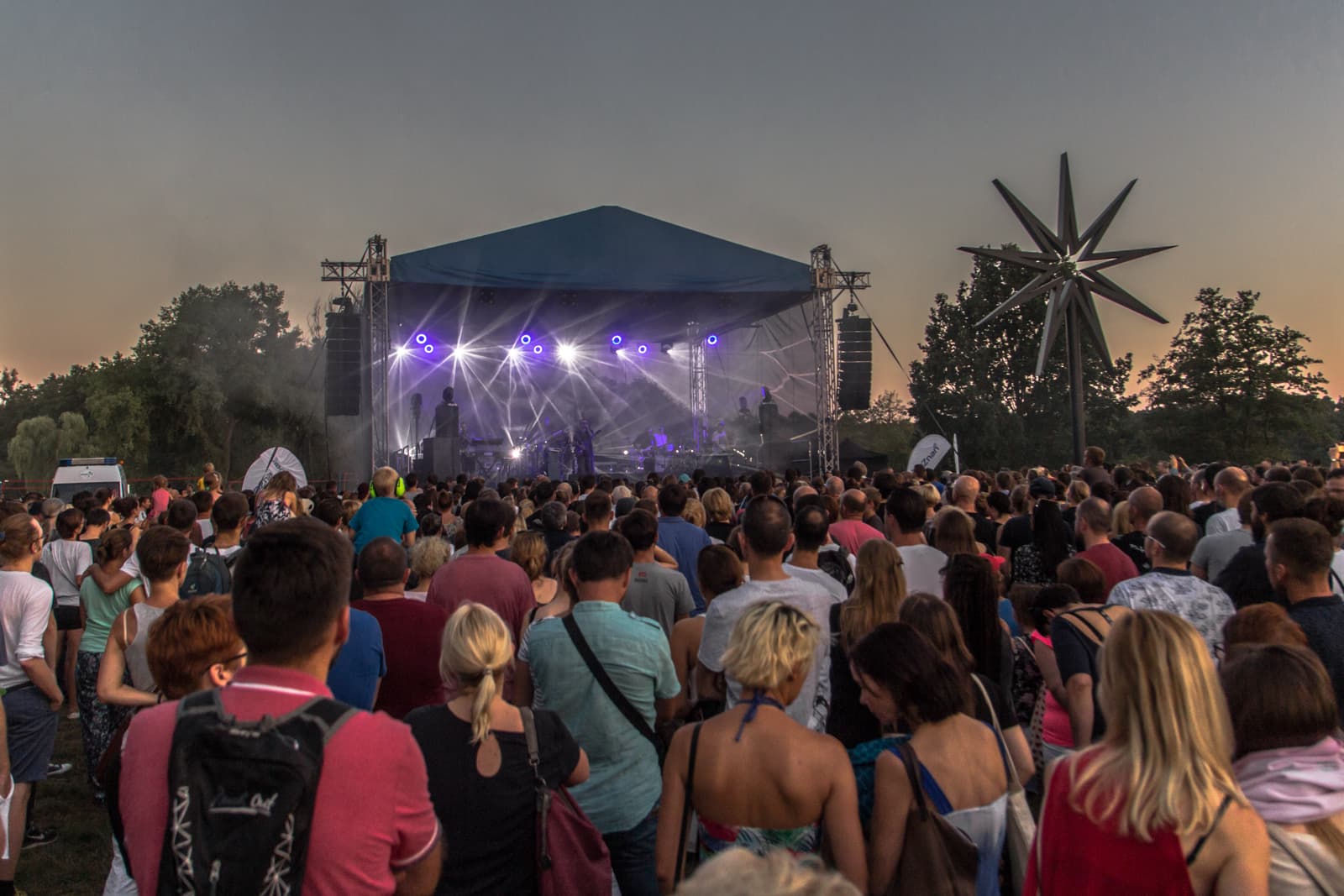 #NaFalach 2025: Free Lakeside Concerts Are Back!