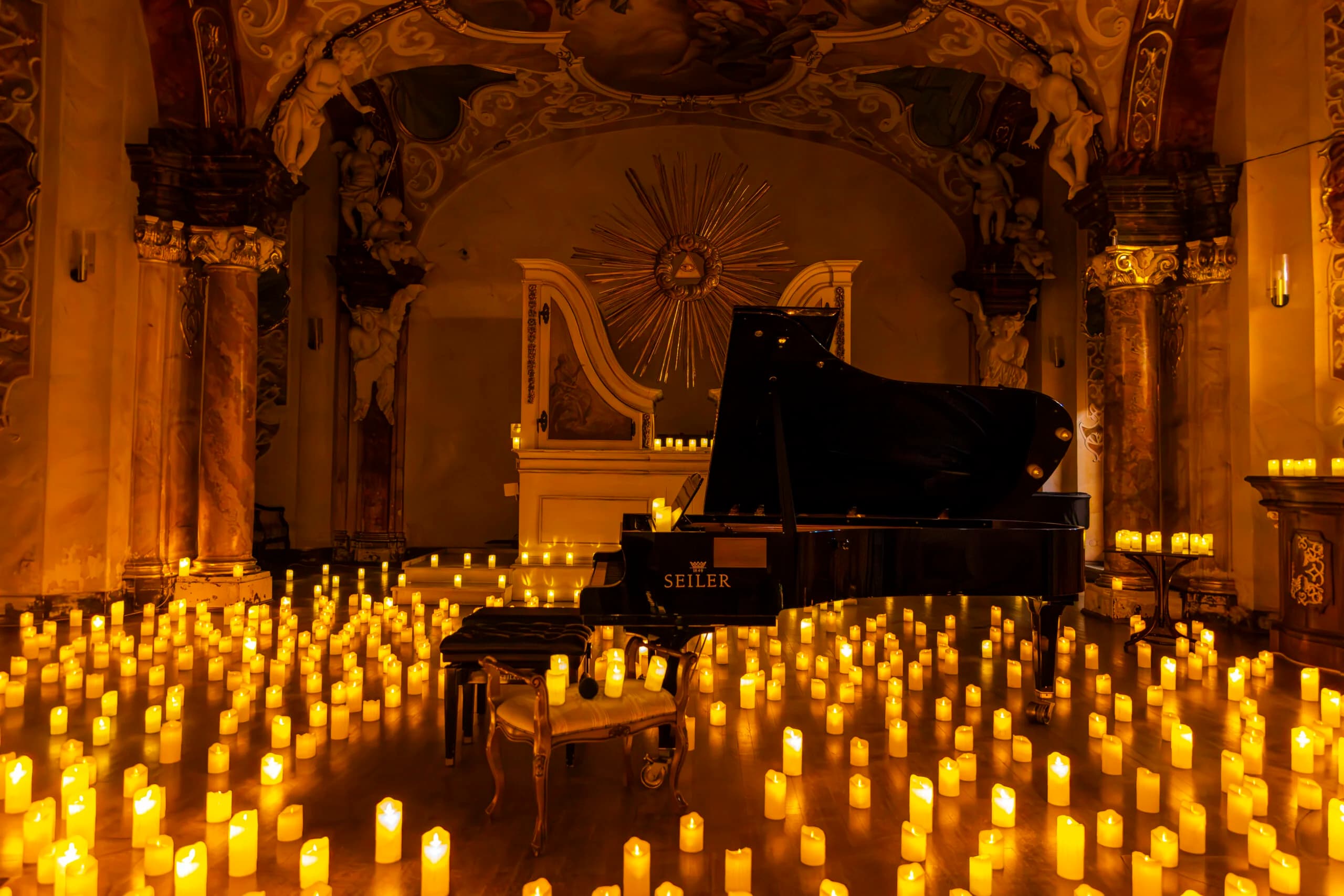 Candlelight Concert in Poznań: The Greatest Hits of Adele