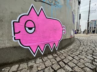 Rojber’s Pink Piggies: A Whimsical Addition to Poznań’s Landscape