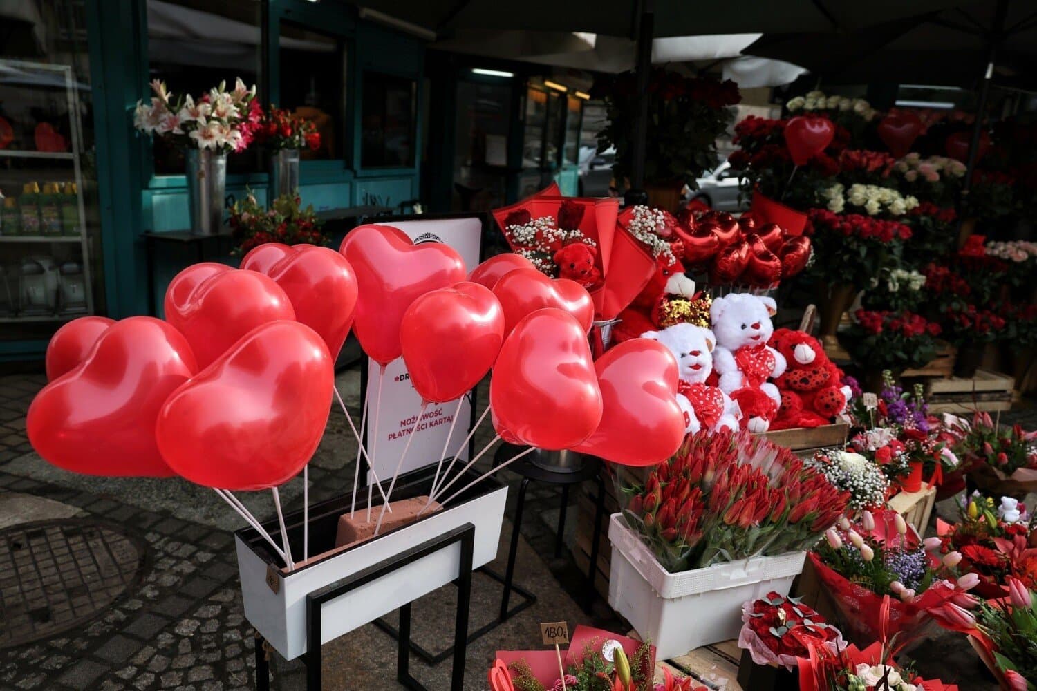 Valentine’s Day Design Fair in Poznań: Discover Local Creators at Concordia Design